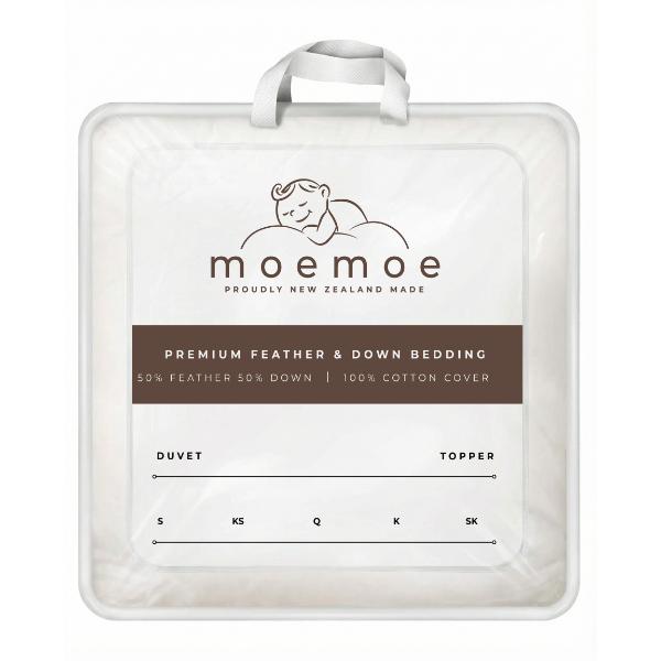 Extra deep mattress topper with duck down and feather filling